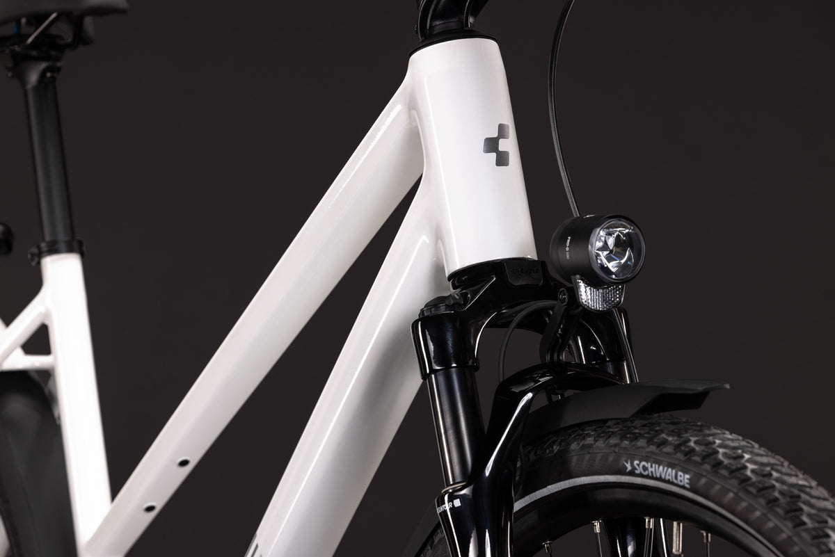 Cube Kathmandu Pro Trapèze metallicwhite´n´chrome (2027)
