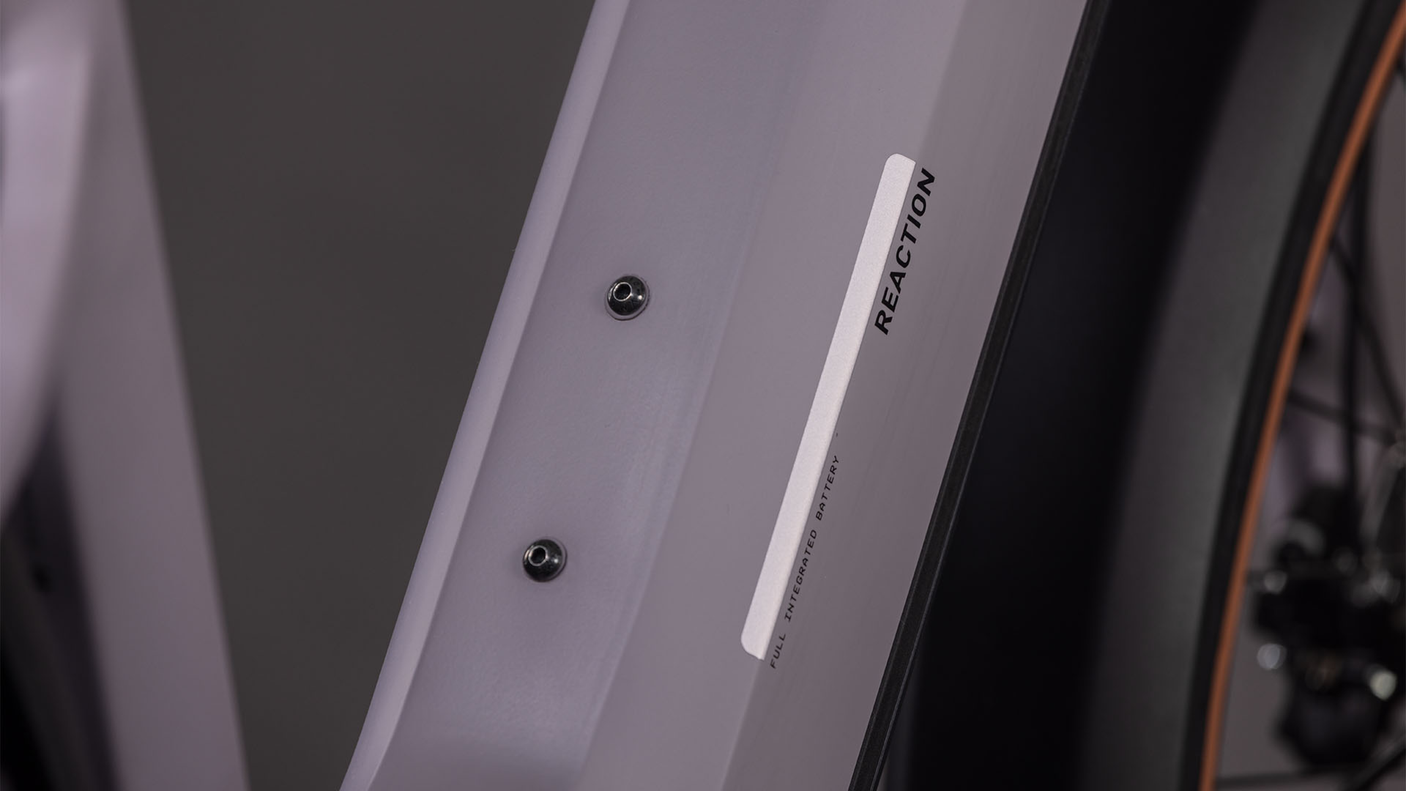 Cube Reaction Hybrid Performance 600 FE Easy Entry prunegris´n´black (2026)