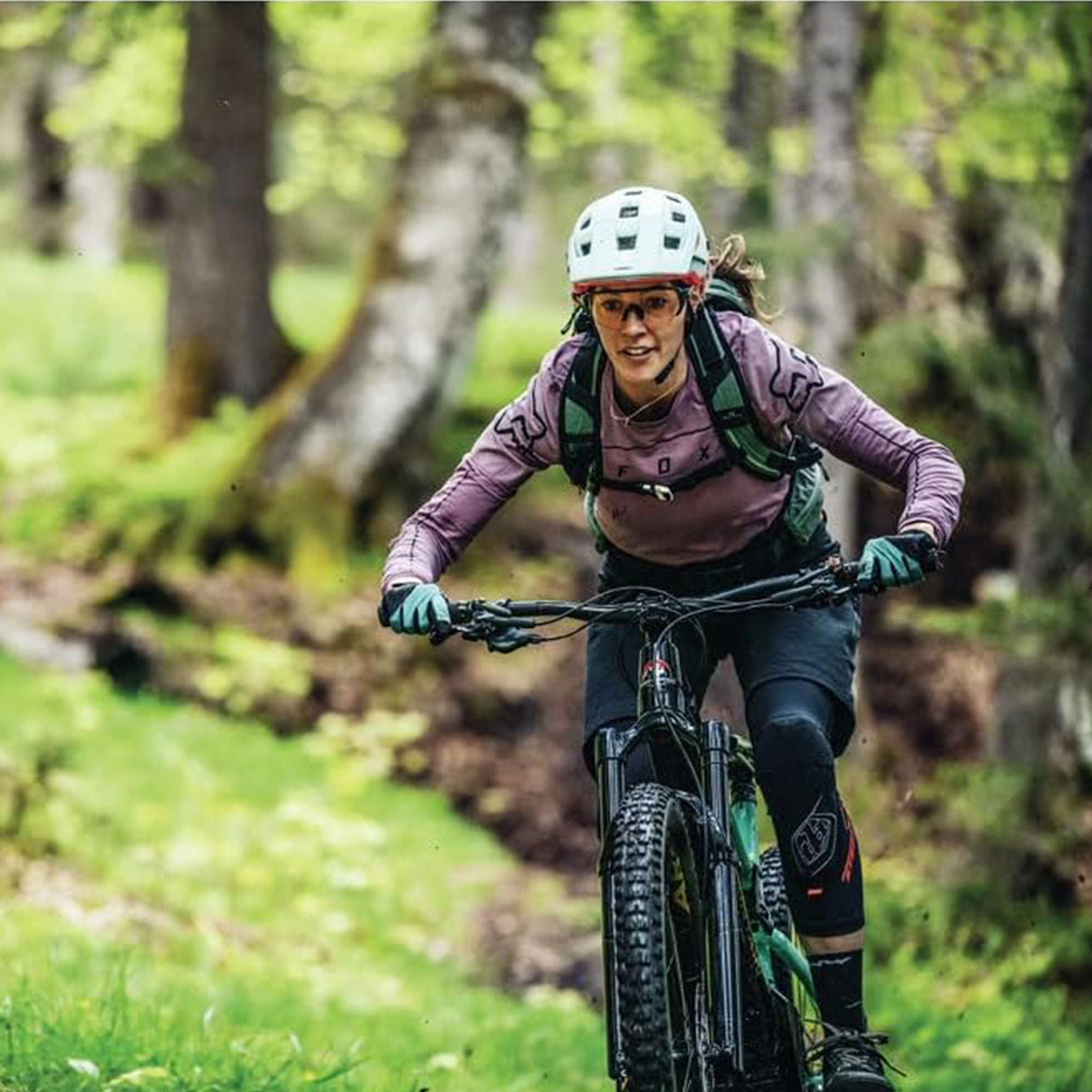 Casque VTT Abus MoDrop vert pin