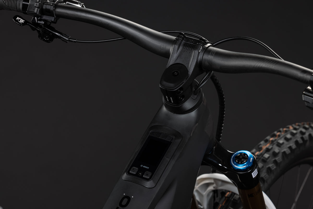 Cube Stereo Hybrid ONE77 HPC AT 800 carbon´n´white (2027)