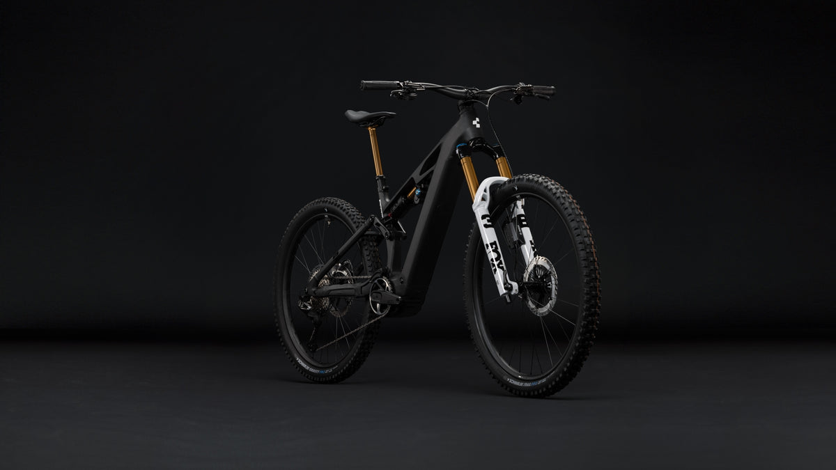 Cube Stereo Hybrid ONE77 HPC AT 800 carbon´n´white (2027)