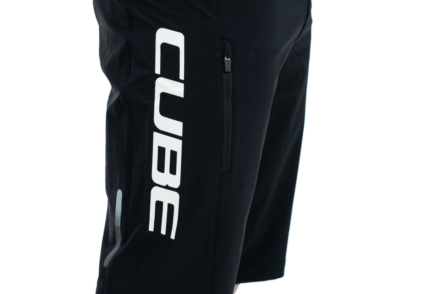 CUBE BLACKLINE Short Baggy