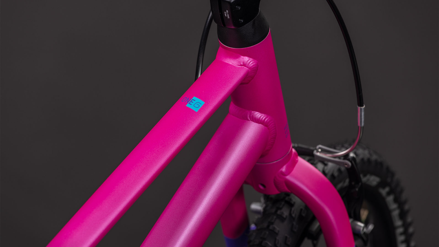 Cube Numove 160 fuchsia´n´prune (2026)