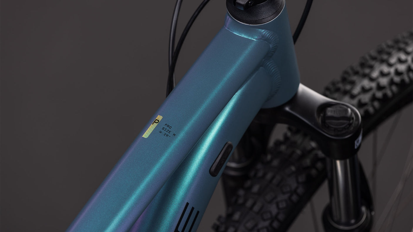 Cube Aim Pro smaragdgrey´n´prism (2026)