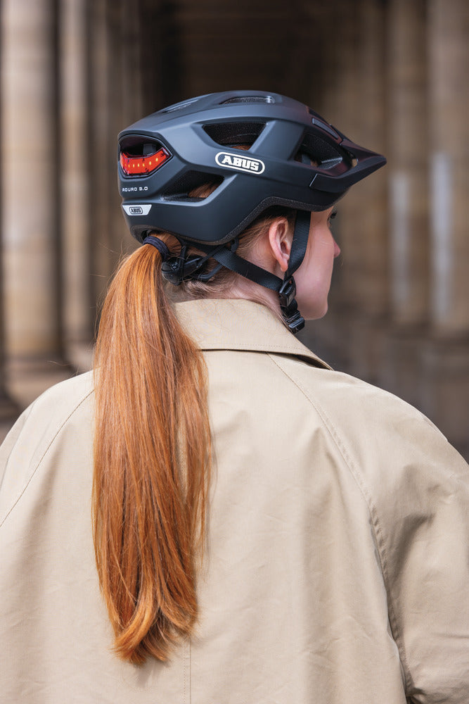 ABUS Aduro 3.0 LED Casque Urban race noir