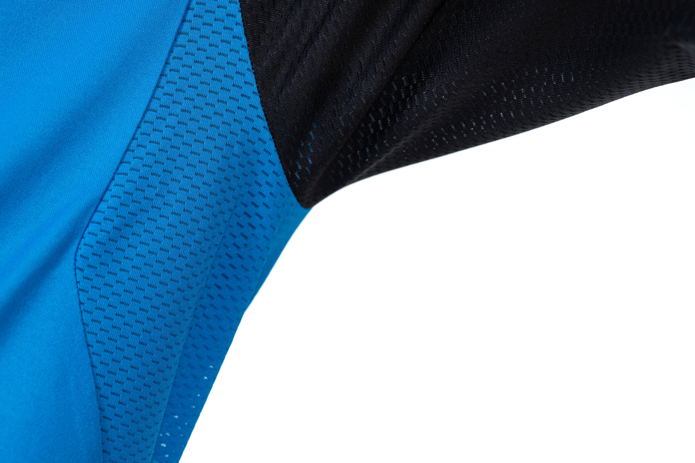 CUBE TEAMLINE Maillot col rond manches courtes black´n´blue´n´red