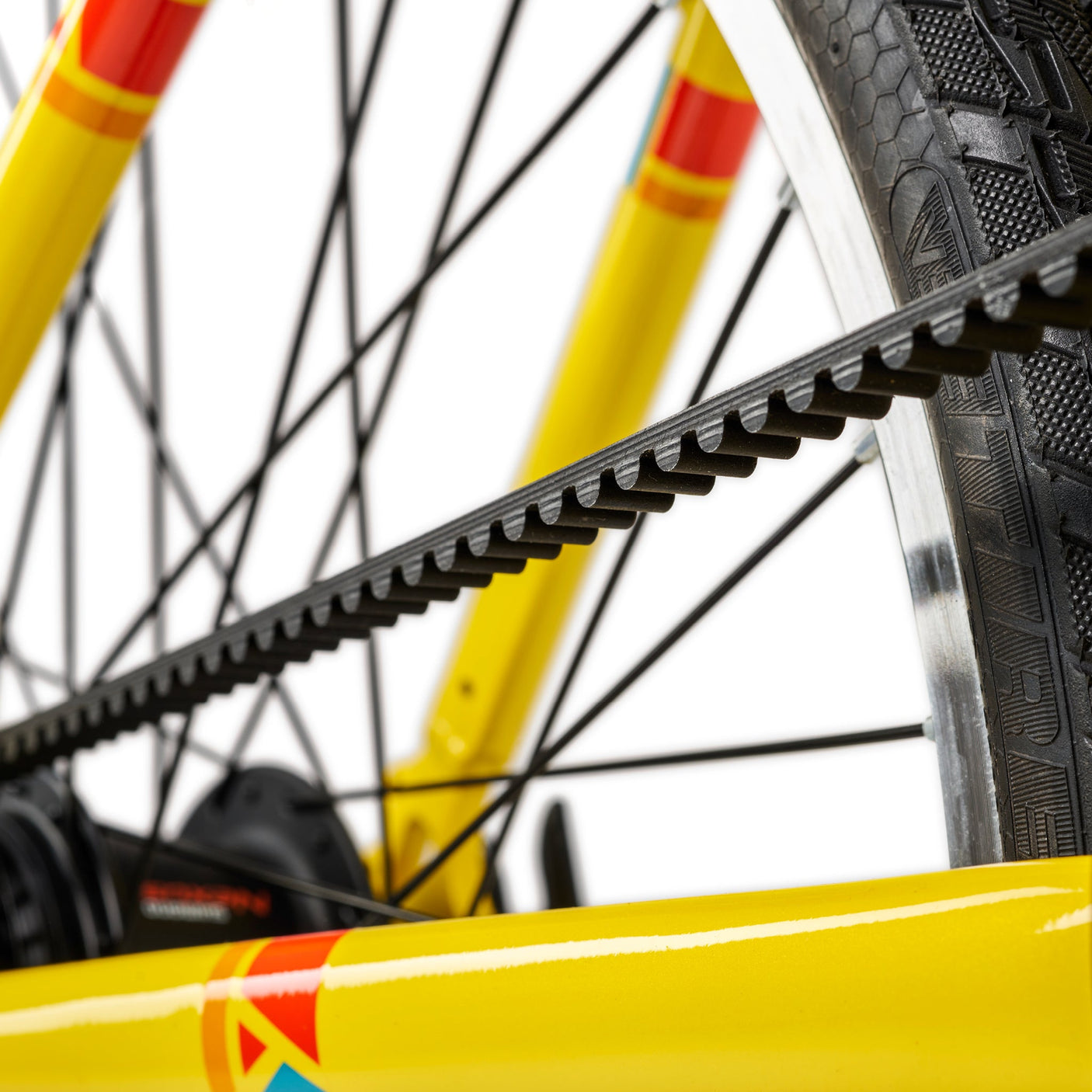 ACADEMY Grade 4 Belt 20" Jaune (2025)