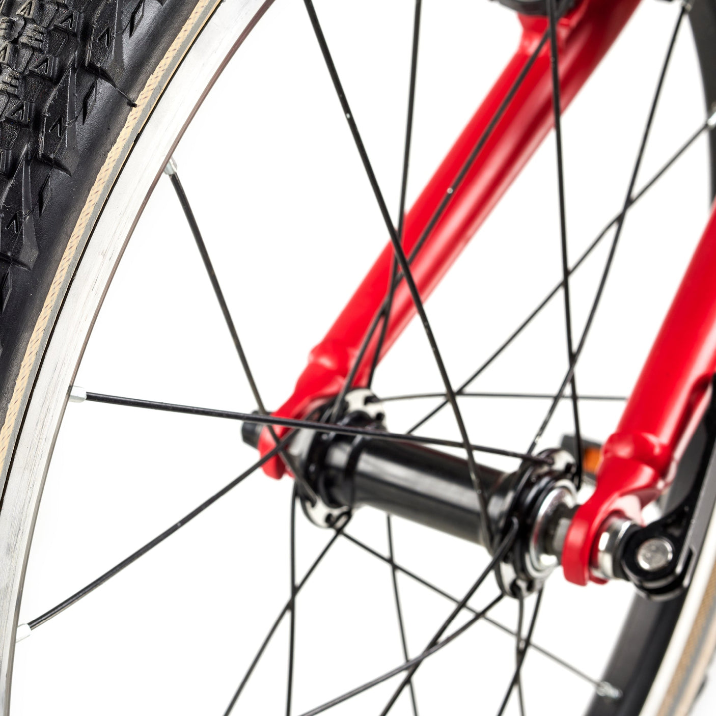 ACADEMY Grade 4 20" Rouge (2025)