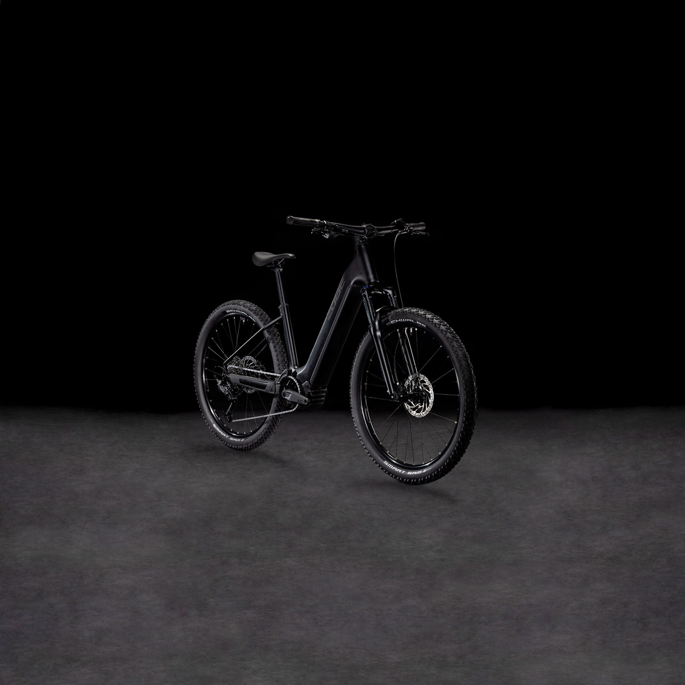 Cube Reaction Hybrid ONE 600 Wave 600 blackline