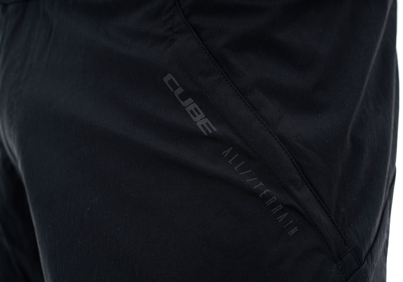 CUBE ATX Baggy Shorts Homme