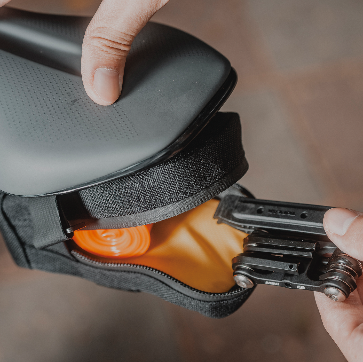 Topeak Elementa Sacoche de selle M, noir