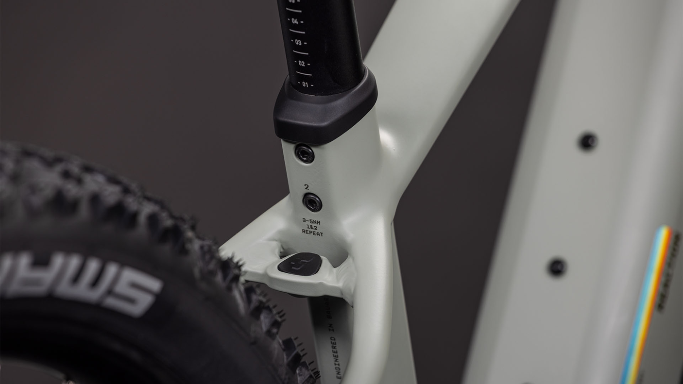 Cube Reaction Hybrid SLT 800 beige roseau´n´vert armoise (2026)