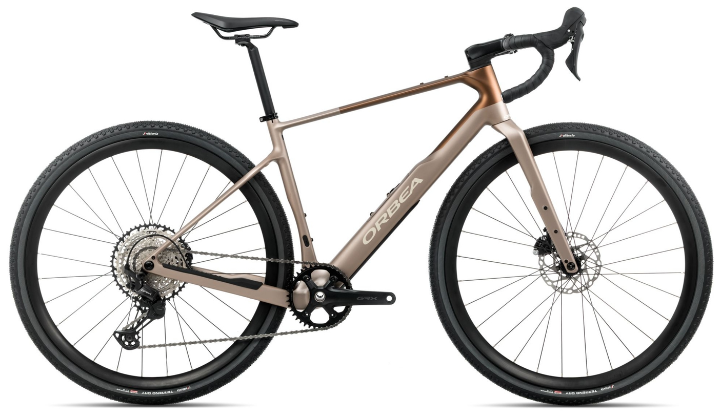 Orbea TERRA M30TEAM 1X Diamant Nickel - Met Cinnamon (Mat) (2026)