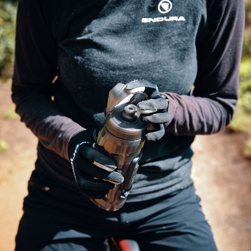 Fidlock Twist Single Bottle 590 incl. élément de connexion transparent/noir