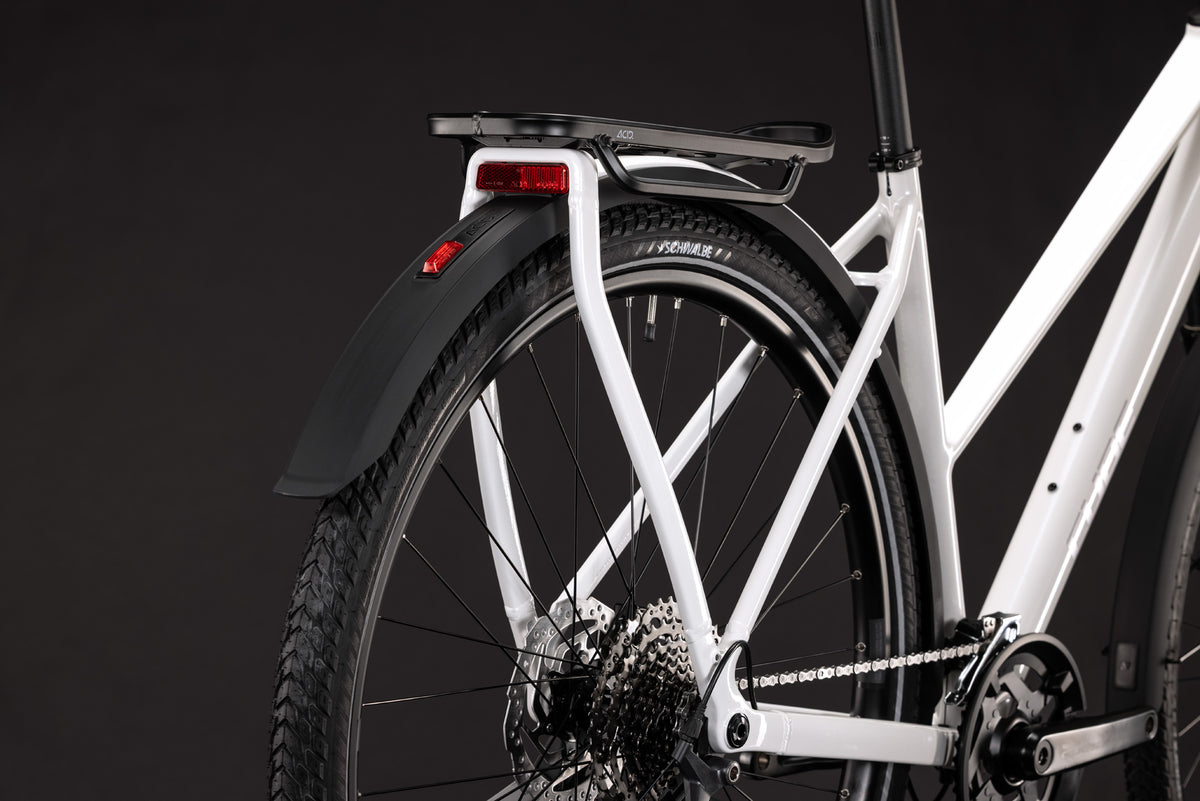 Cube Kathmandu Pro Trapèze metallicwhite´n´chrome (2027)