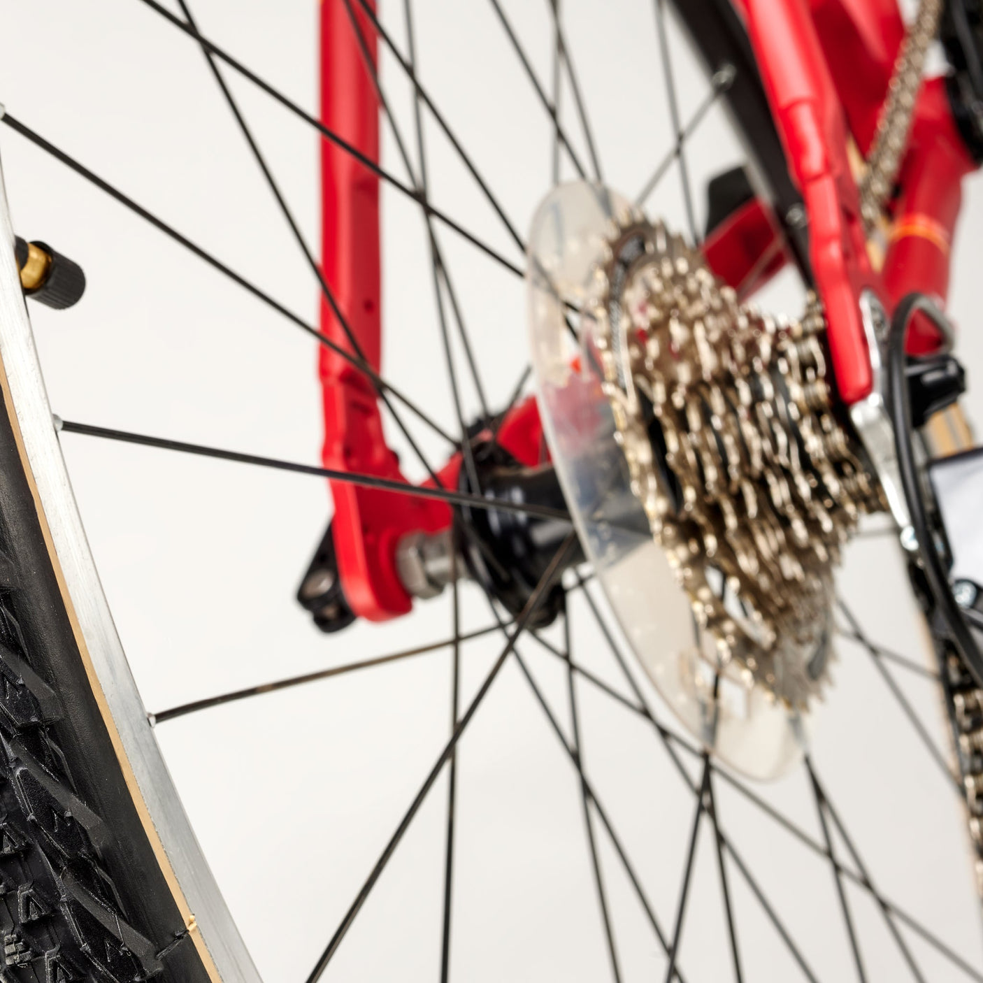 ACADEMY Grade 6 26" Rouge (2025)