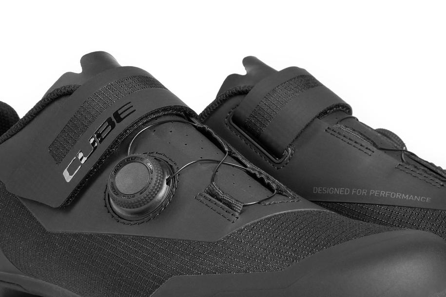 Cube chaussures PEAK black