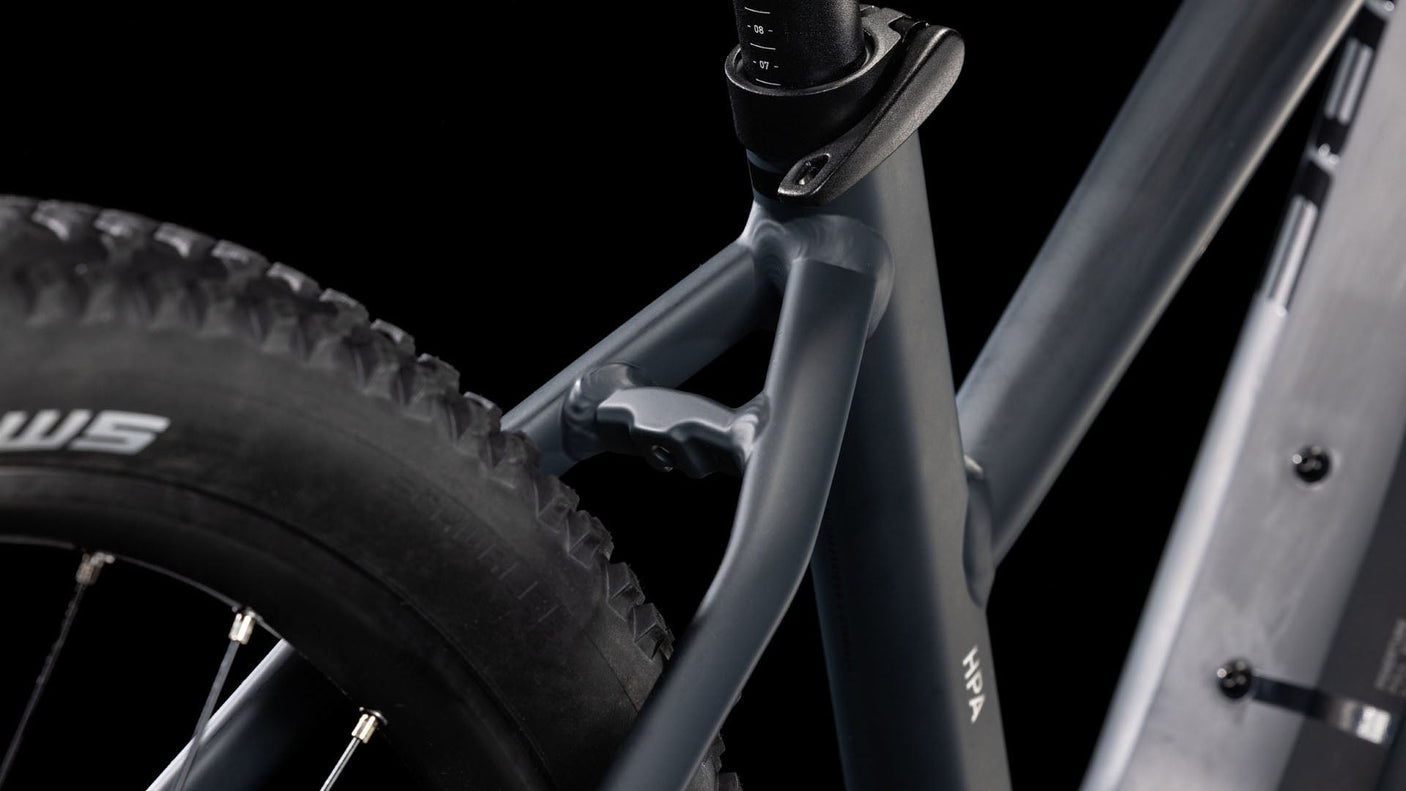 Cube Reaction Hybrid Performance 500 Trapèze night´n´black (2025)