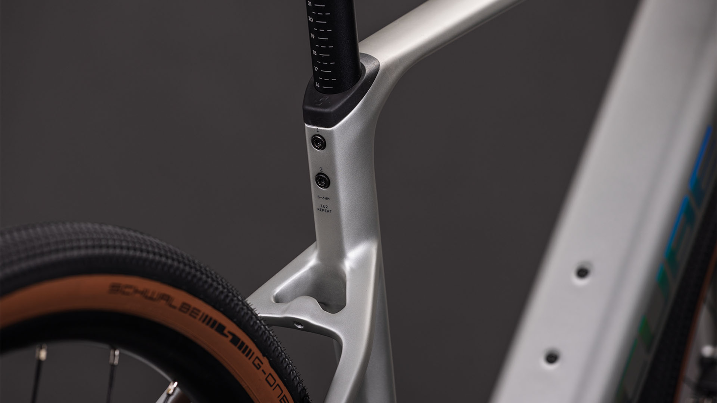 Cube Nulane Hybrid C:62 Race 400X sleekgrey´n´prism (2026)