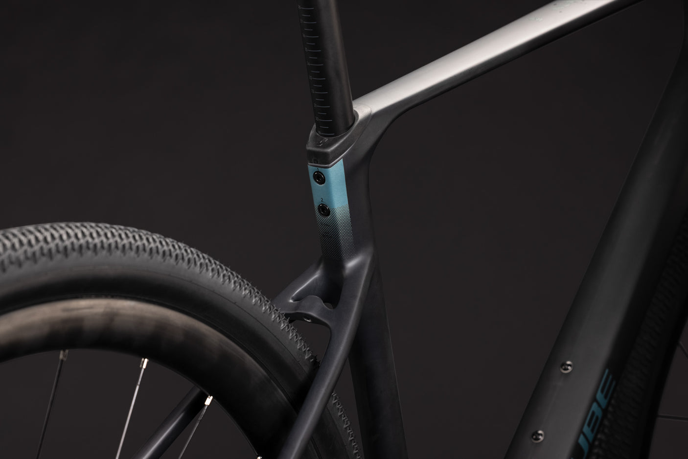 Cube Nuroad C:62 carbon´n´shift vert