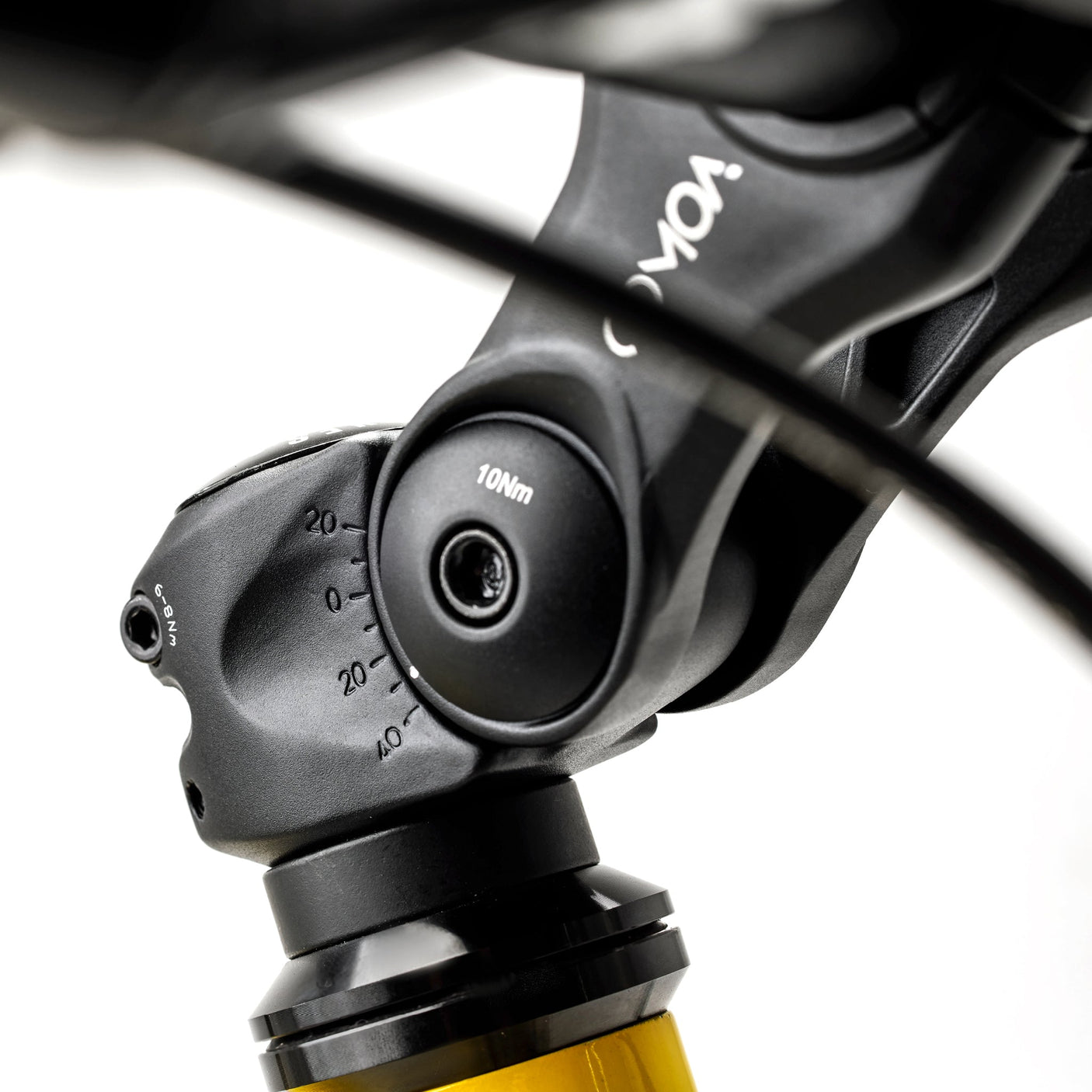 ACADEMY Grade 4 Belt 20" Jaune (2025)