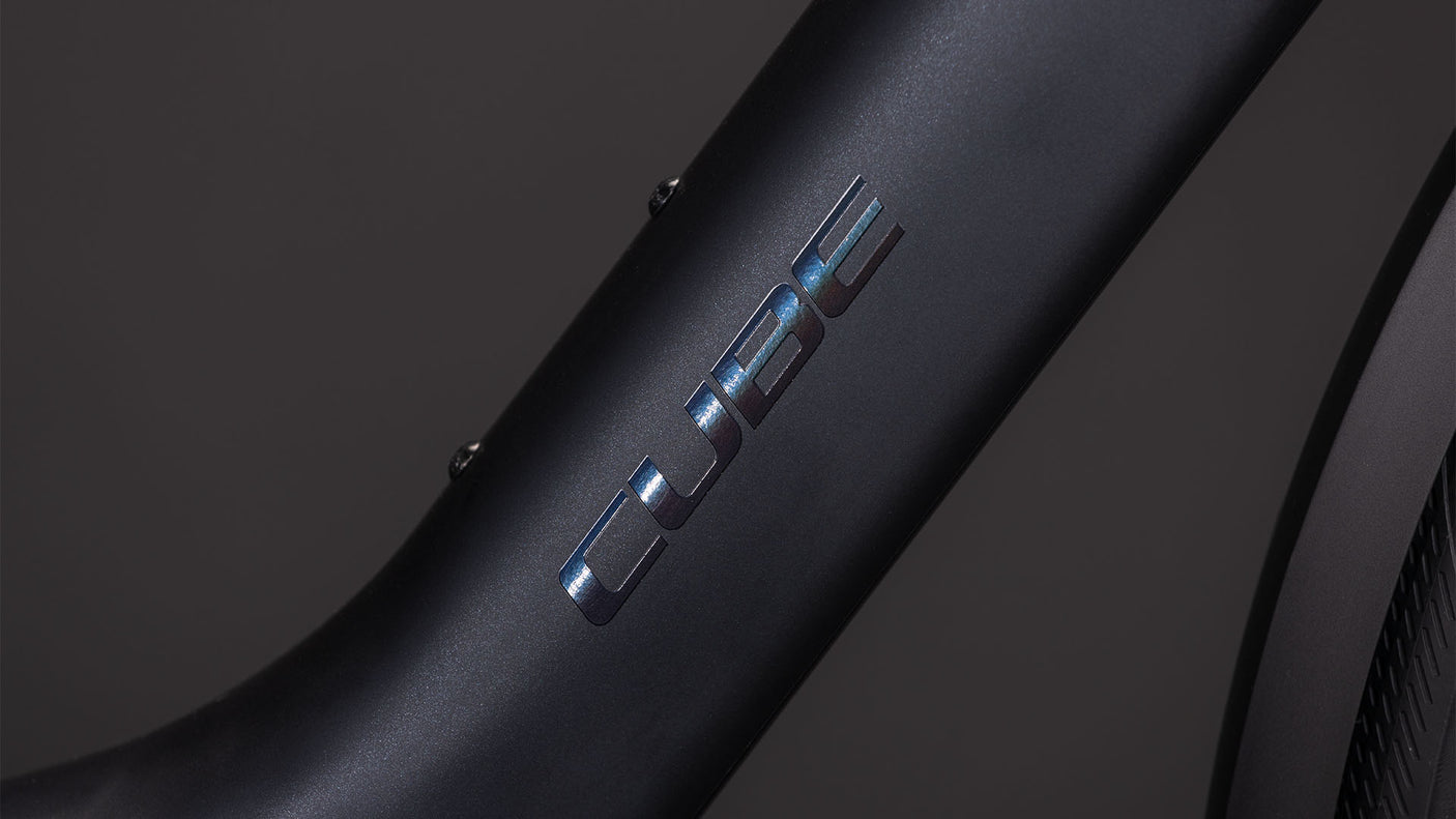 Cube Editor Hybrid Pro 400X FE charbon´n´prism (2026)