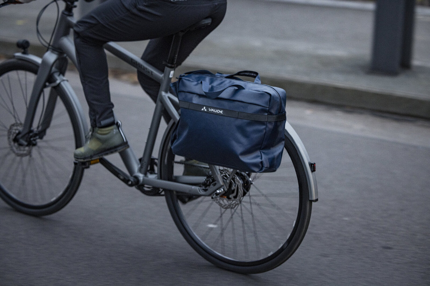 VAUDE Mineo Commuter 17 Sacoche noire