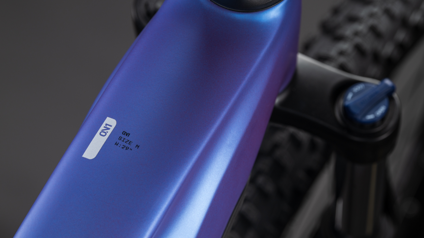 Cube Reaction Hybrid ONE 800 Trapèze blueiris´n´reflect (2026)