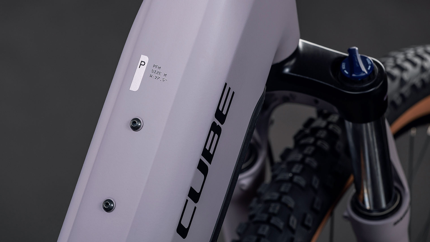 Cube Reaction Hybrid Performance 600 Easy Entry prunegris´n´black (2026)