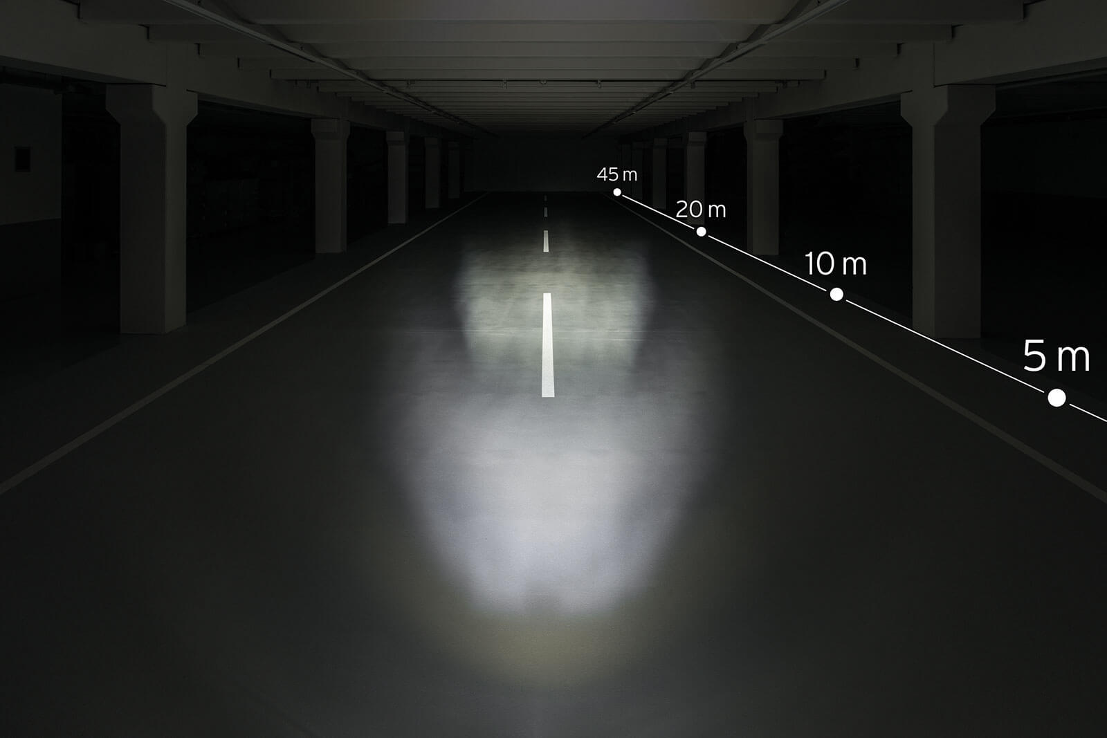 Busch + Müller Lumotec Upp N Plus Phare avant noir/transparent