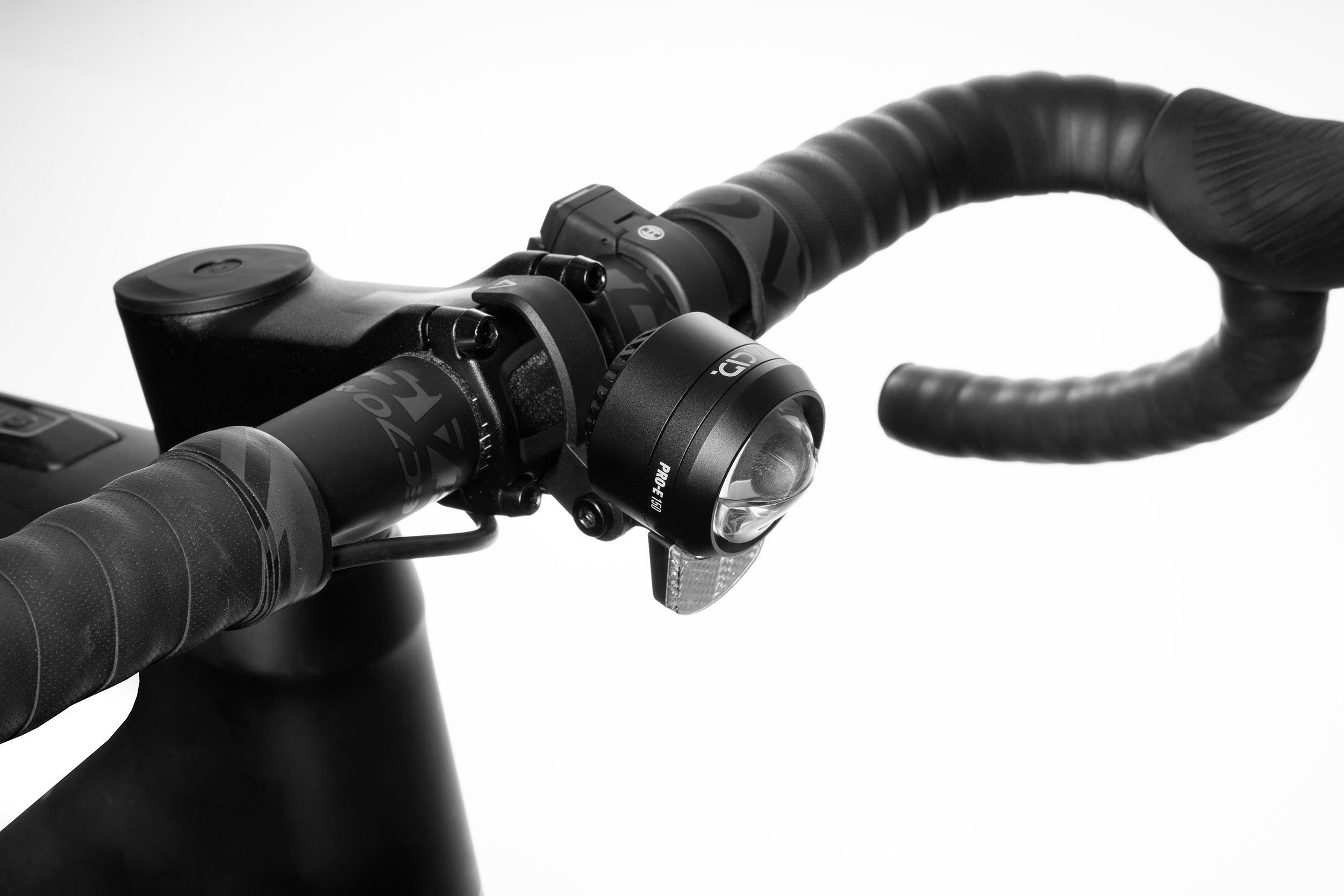 ACID E-Bike Phare avant PRO-E 150 X-Connect noir