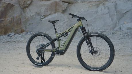 Produktvideo zum Cube Stereo Hybrid ONE44 HPC TM 800 (2026) 27,5/29 Zoll E-MTB Fully