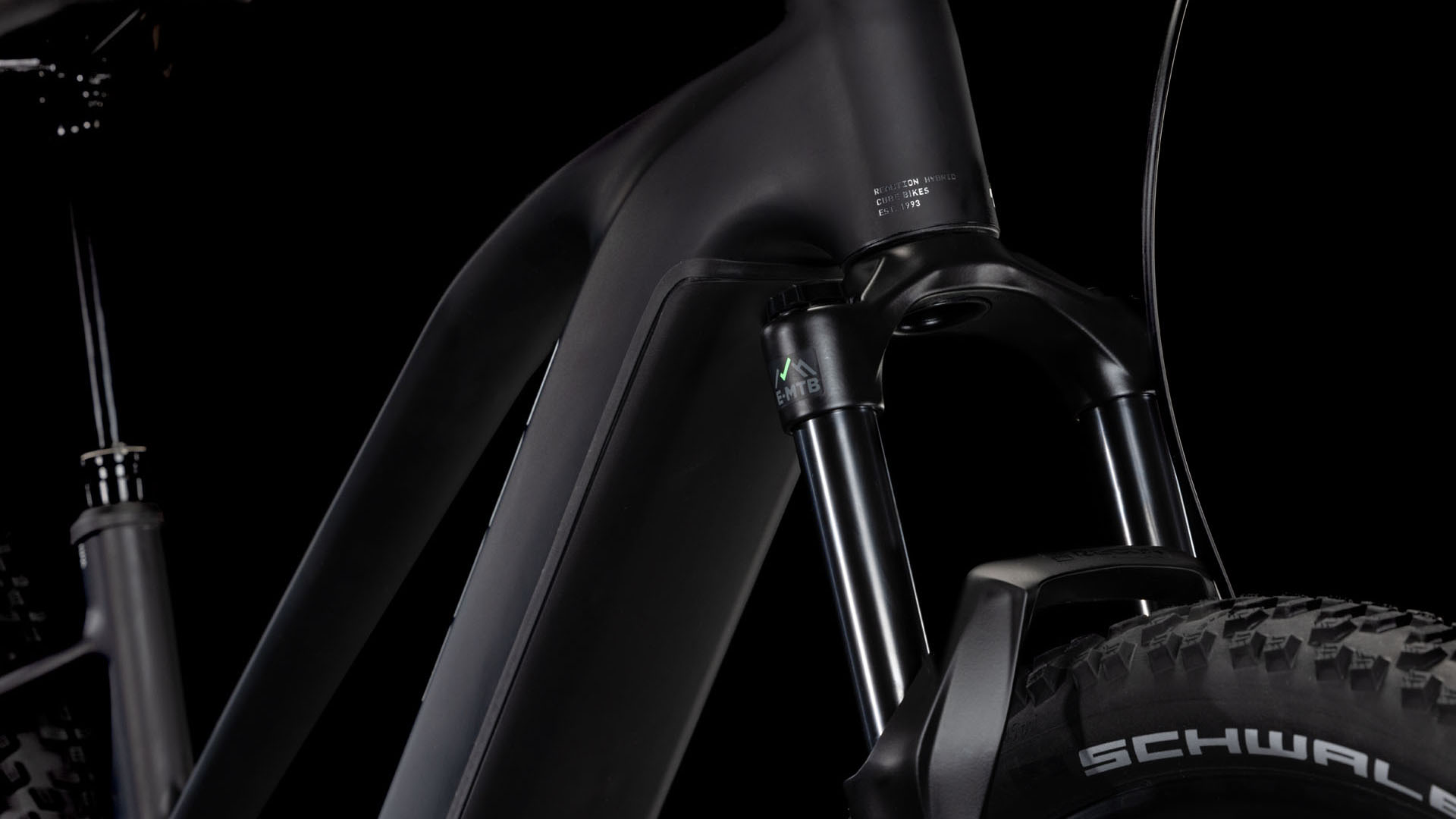 Cube Reaction Hybrid Race 800 Trapeze black´n´metal