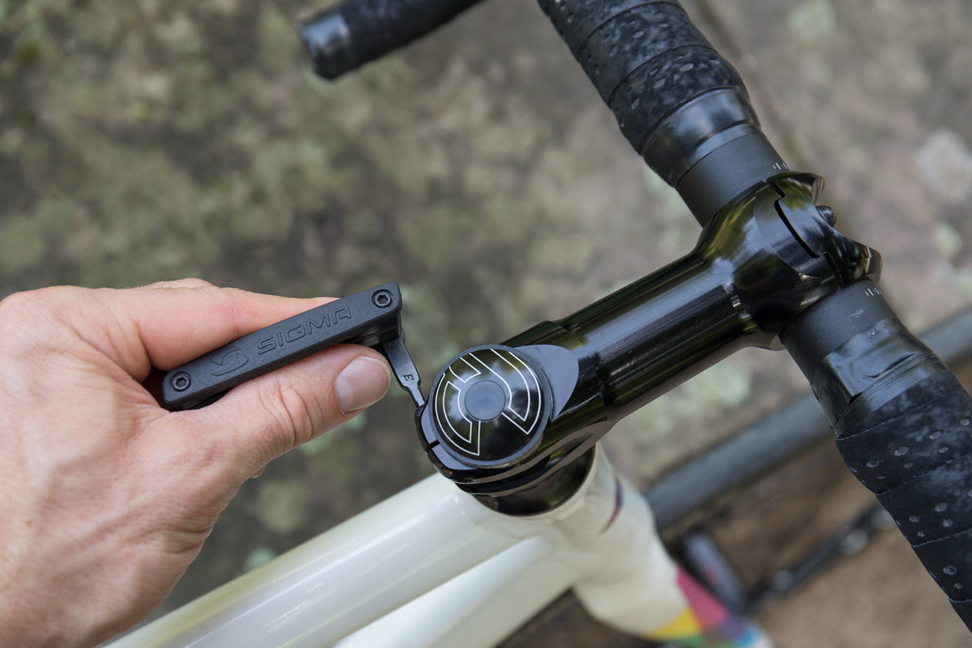 Sigma Outil de Poche Petit