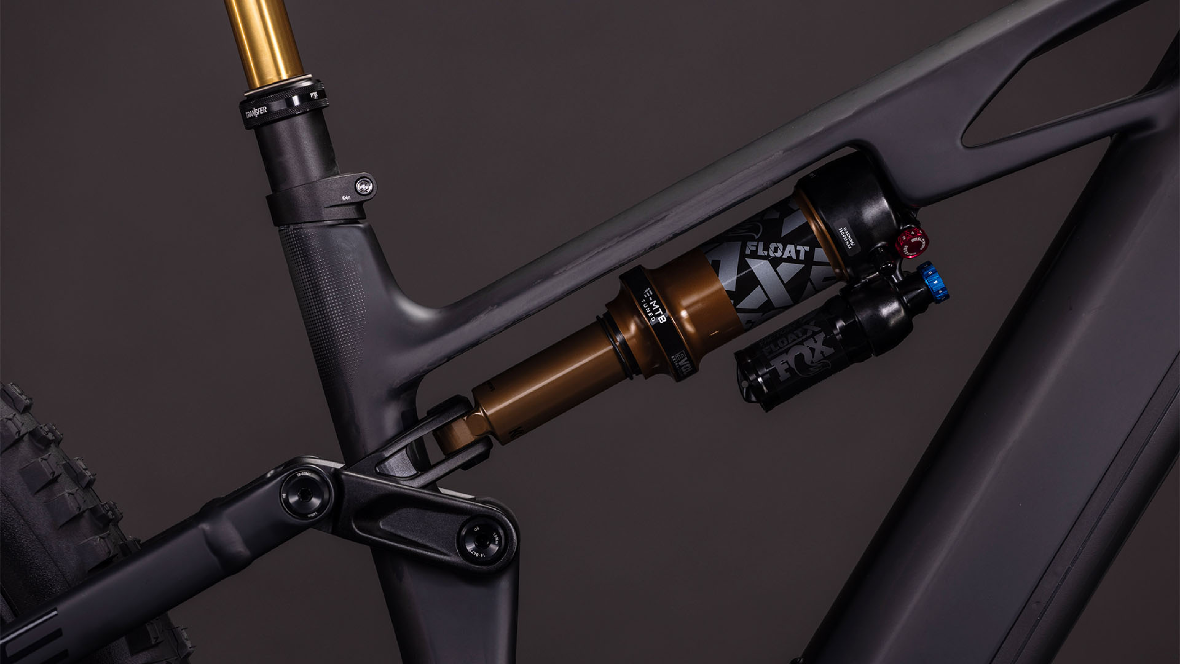 Cube Stereo Hybrid ONE44 HPC AT 800 carbon´n´gold (2026)