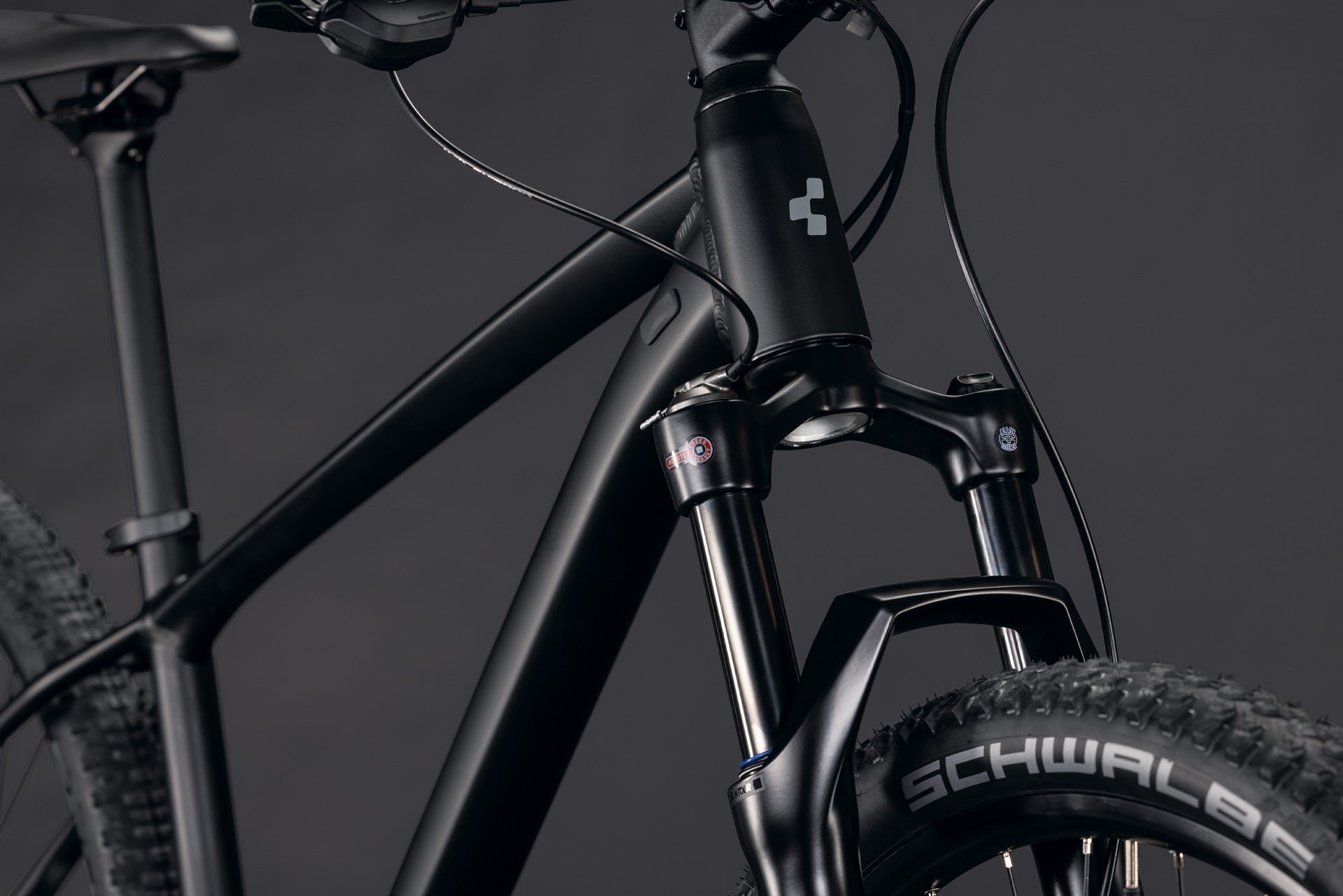 Cube Aim SLT soot´n´black (2027)