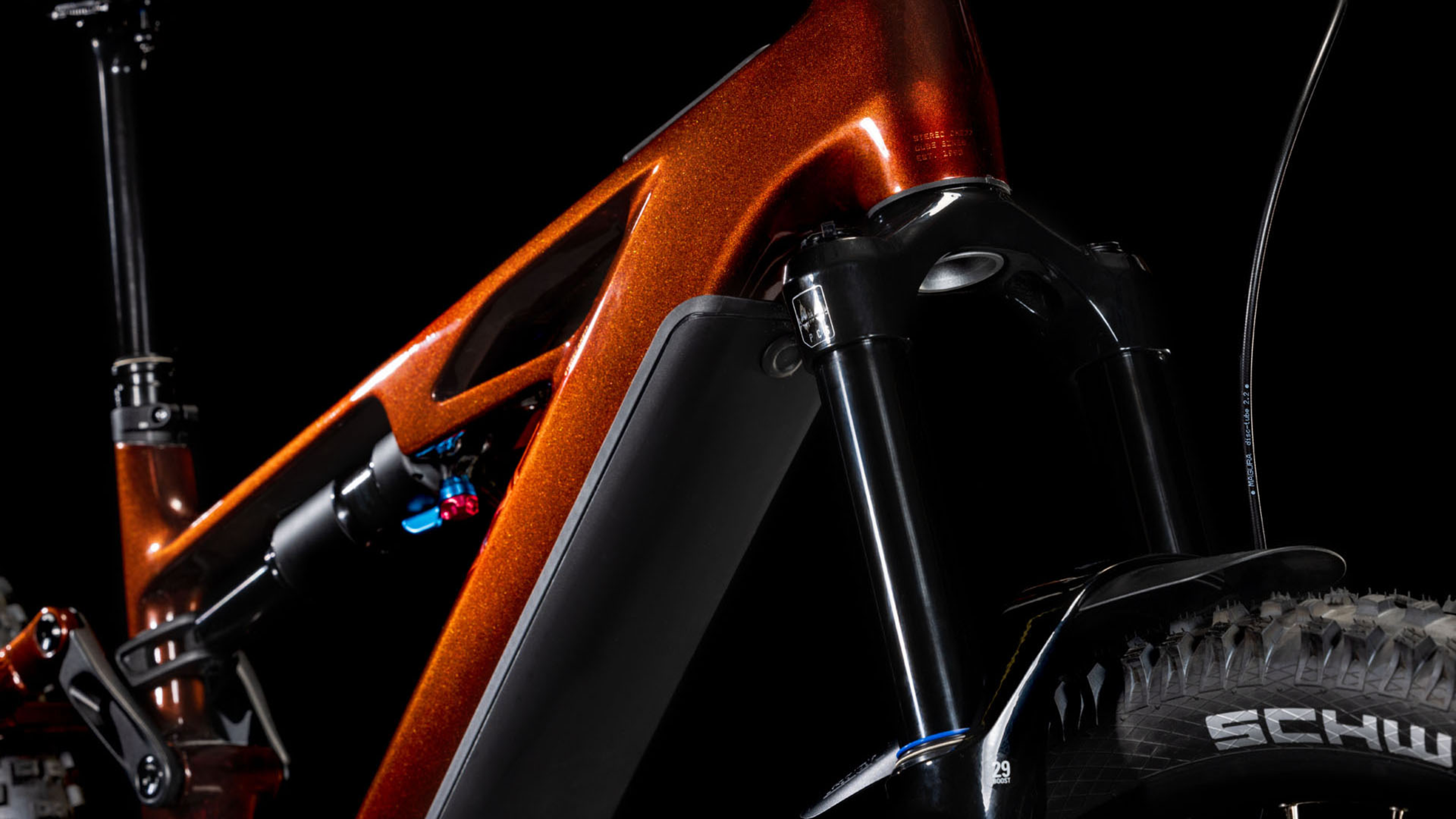Cube Stereo Hyb. ONE77 HPC Race 800 liquide Diamant 800 liquidorange´n´orange