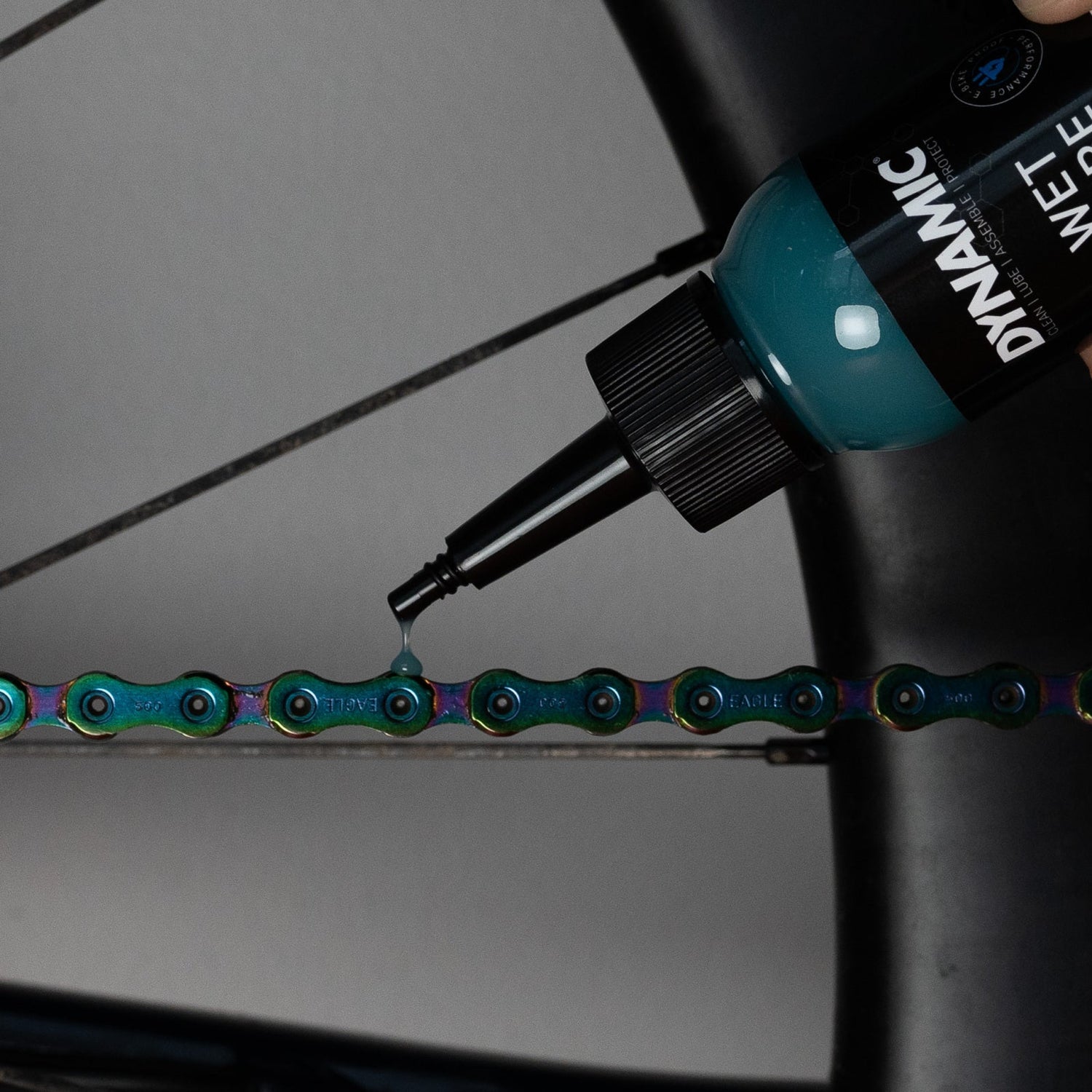 Dynamic Wet 2-K lubrifiant de chaîne 100ml