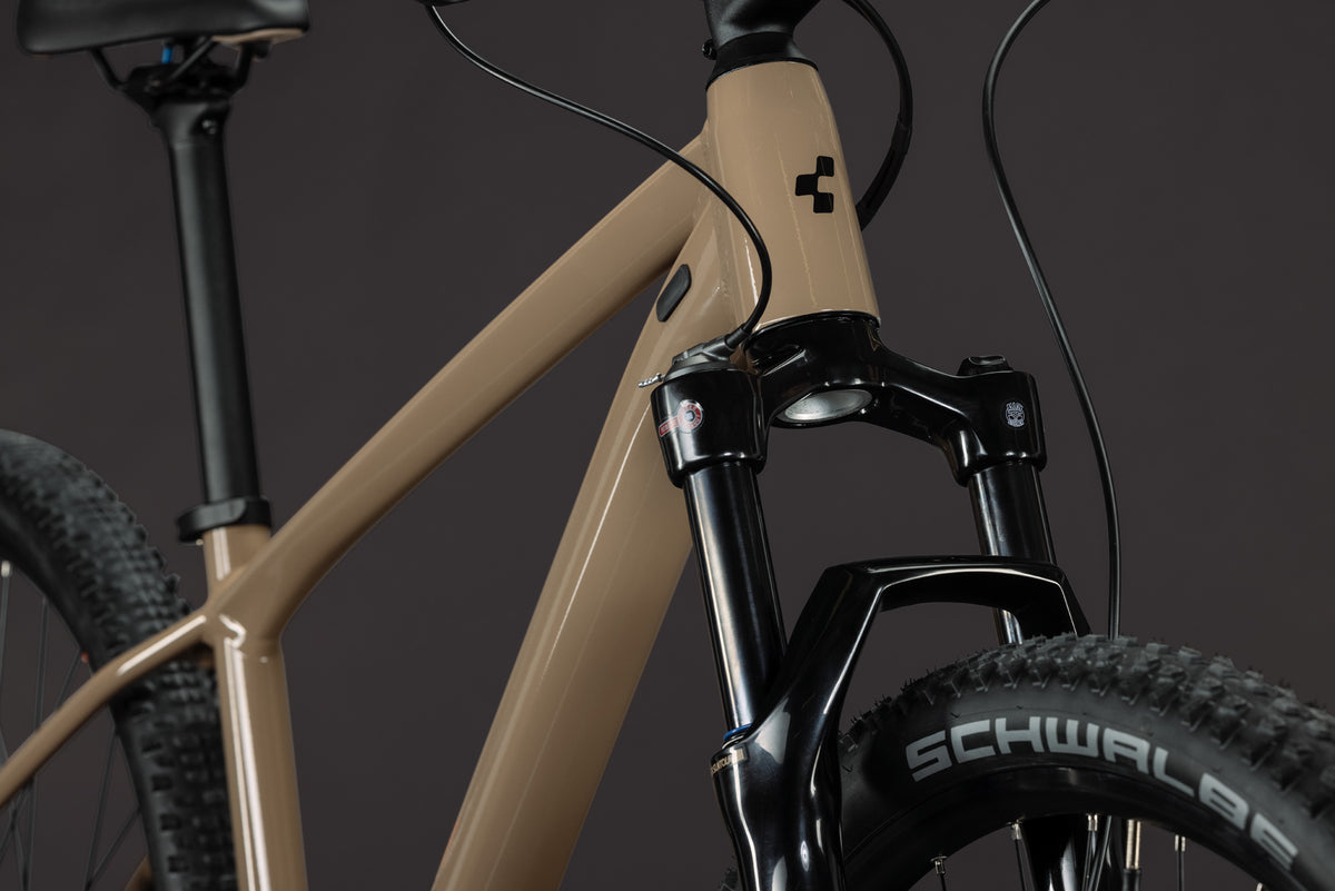 Cube Aim SLT cappuccino´n´black (2027)