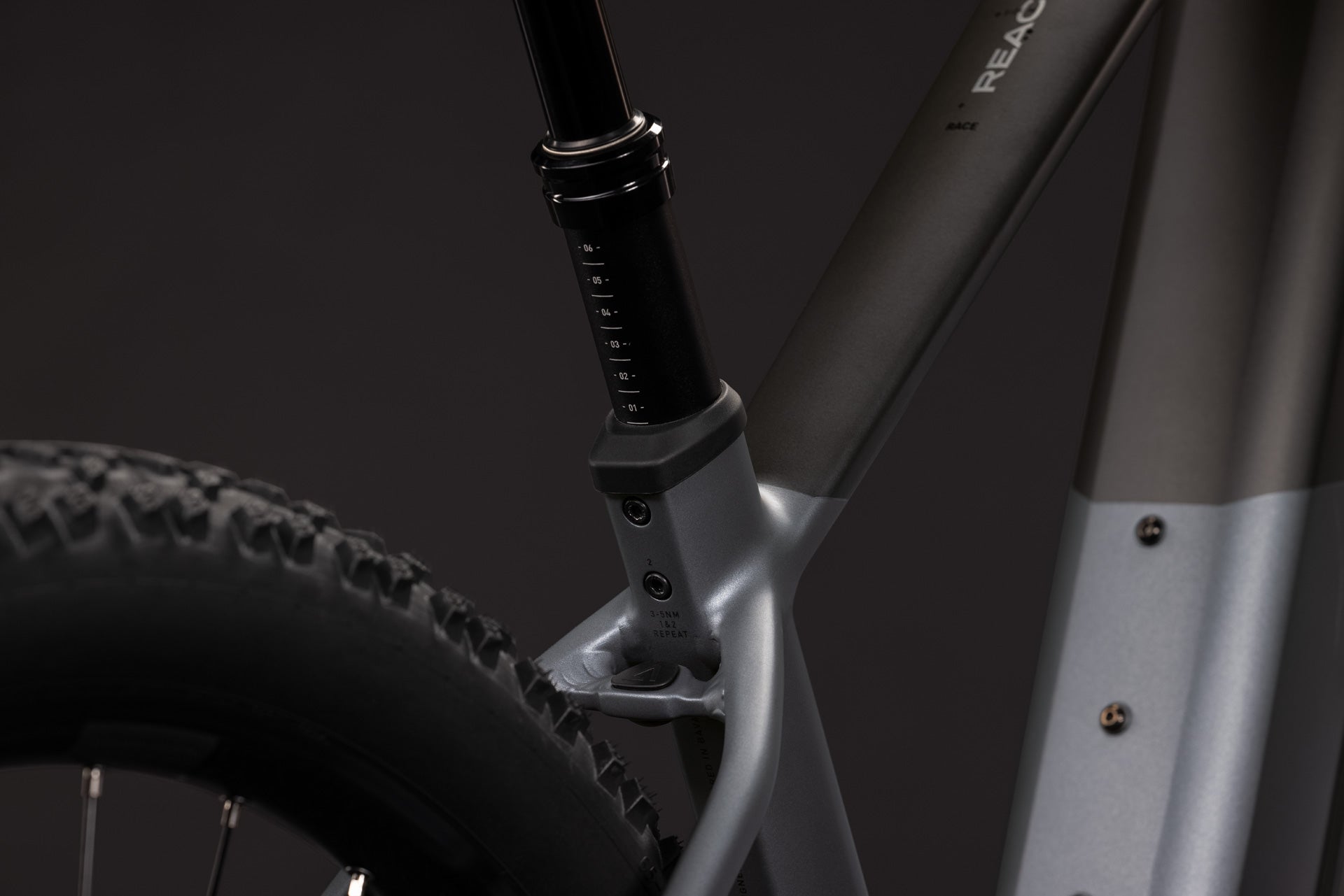 Cube Reaction Hybrid Race 800 Diamant slabgrey´n´chrome (2027)