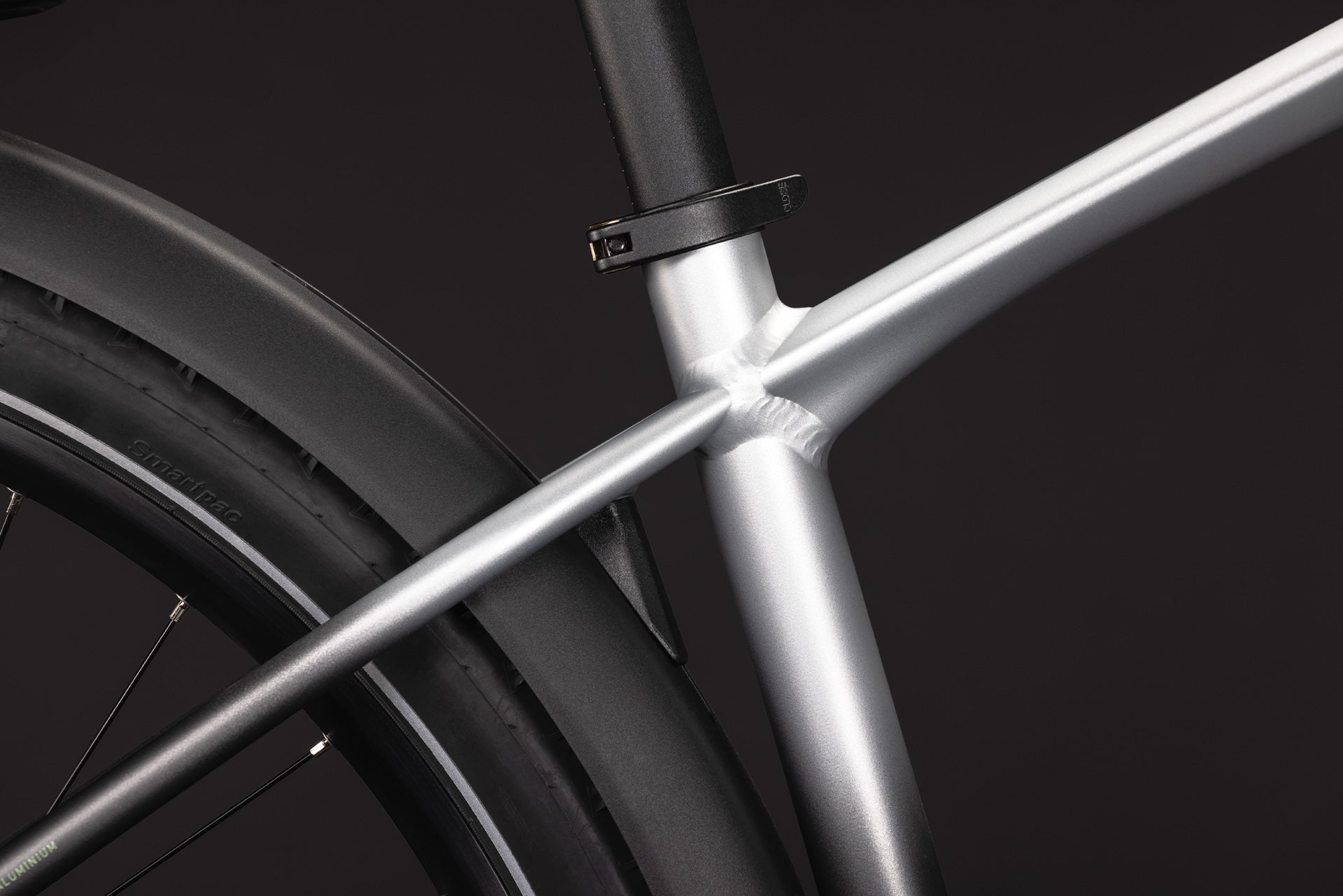 Cube Aim Pro FE  gris´n´black (2027)
