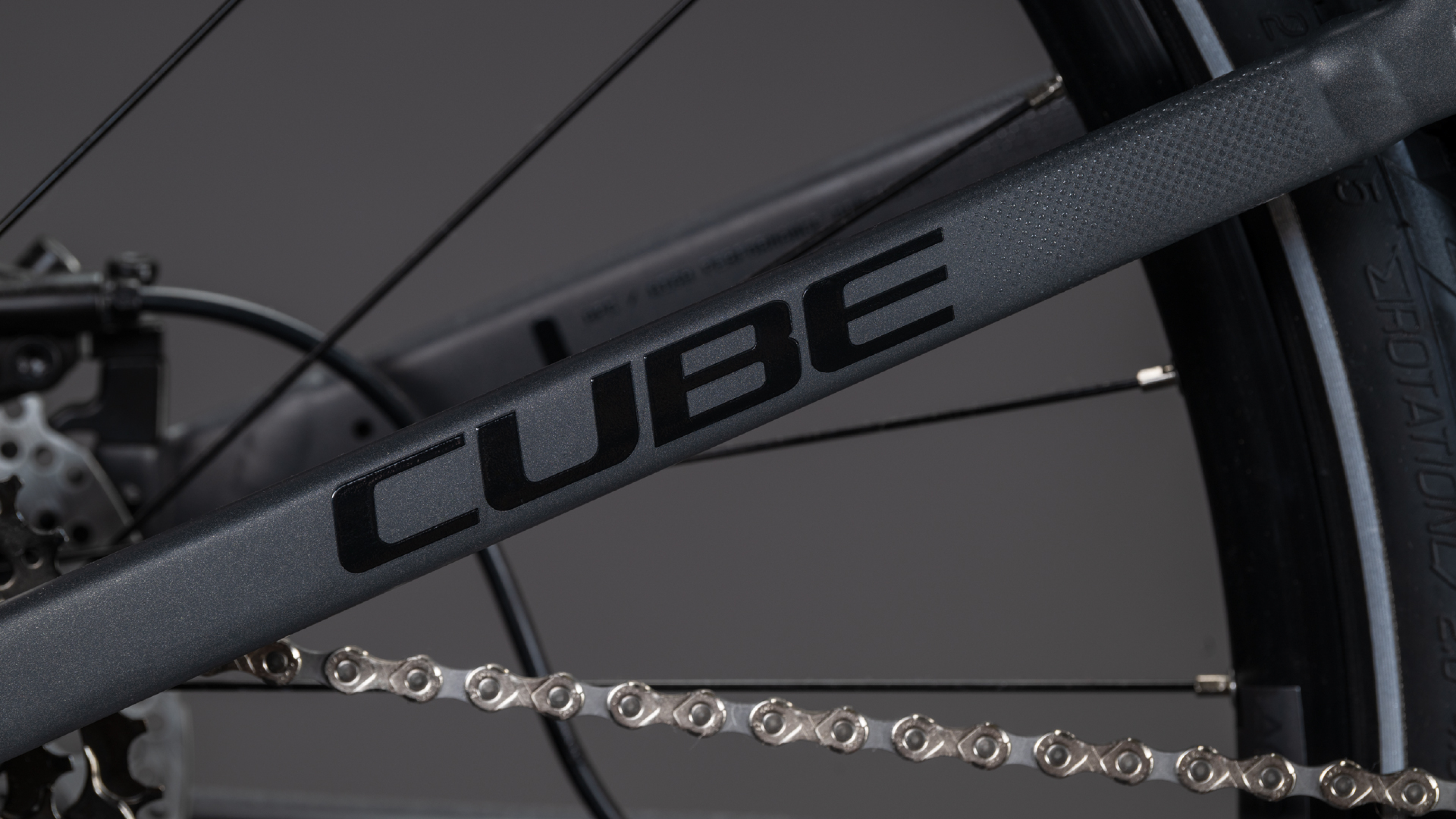 Cube Kathmandu Hybrid ONE11 HPC Pro 800 Easy Entry gris ardoise´n´noir (2026)