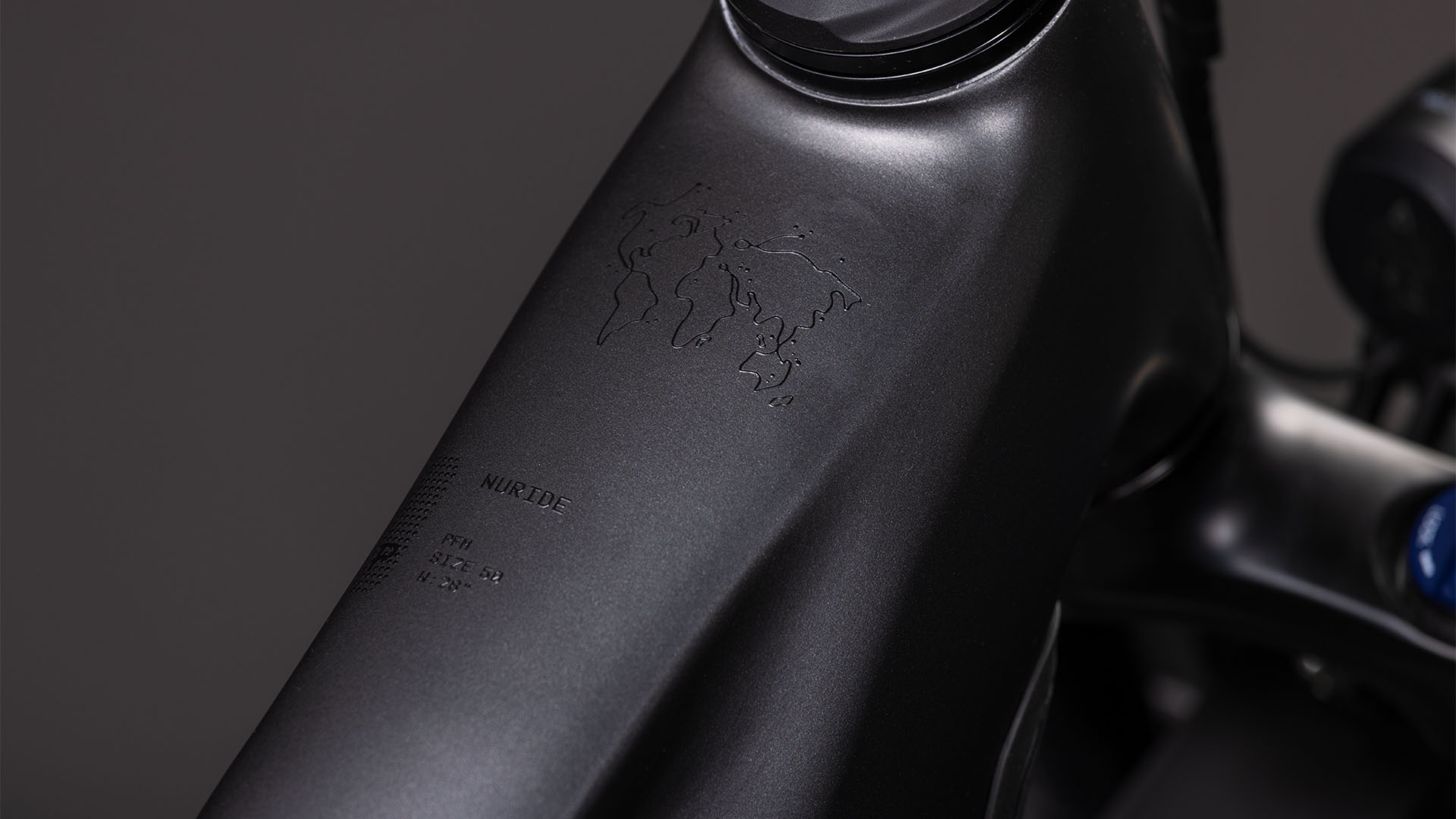 Cube Nuride Hybrid Performance 600 Trapèze slabgrey´n´black (2026)