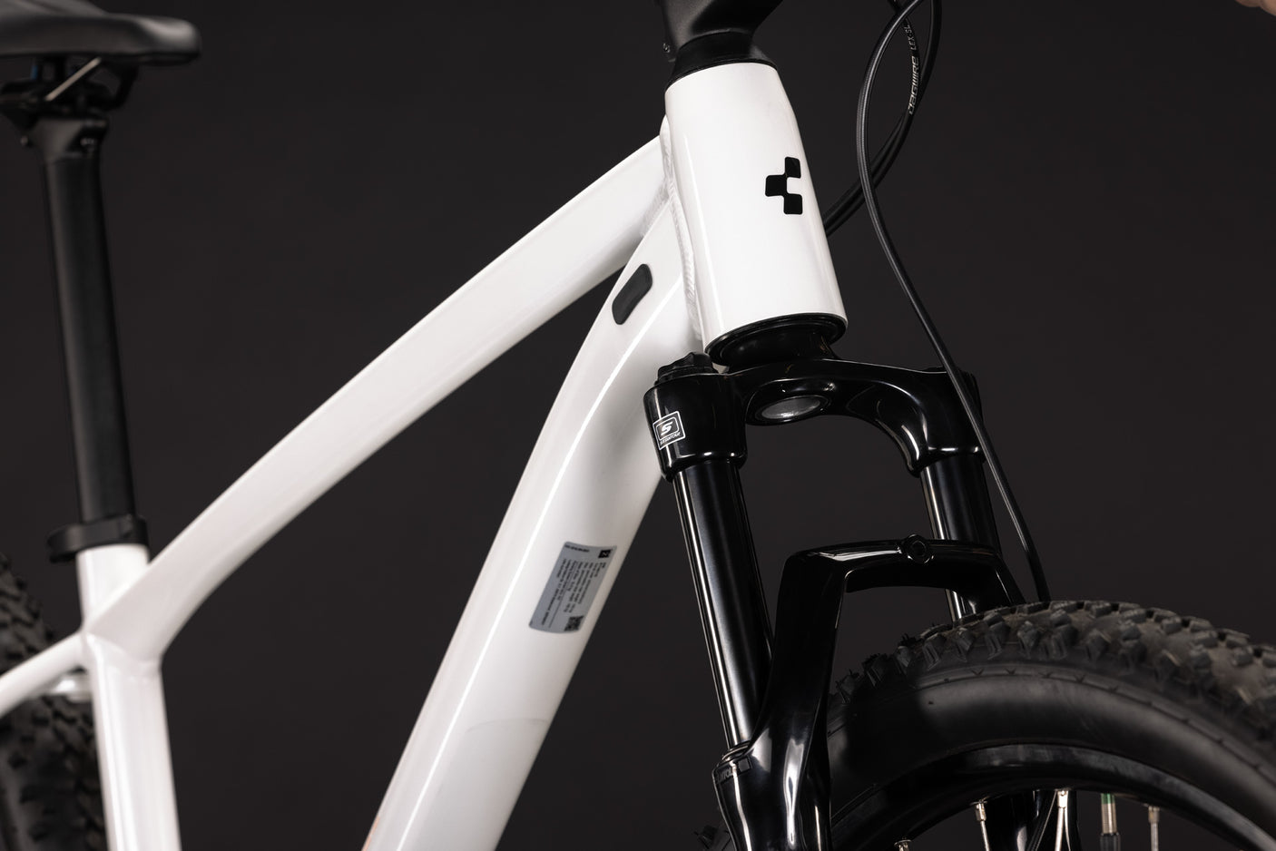 Cube Aim ONE metallicwhite´n´black (2027)