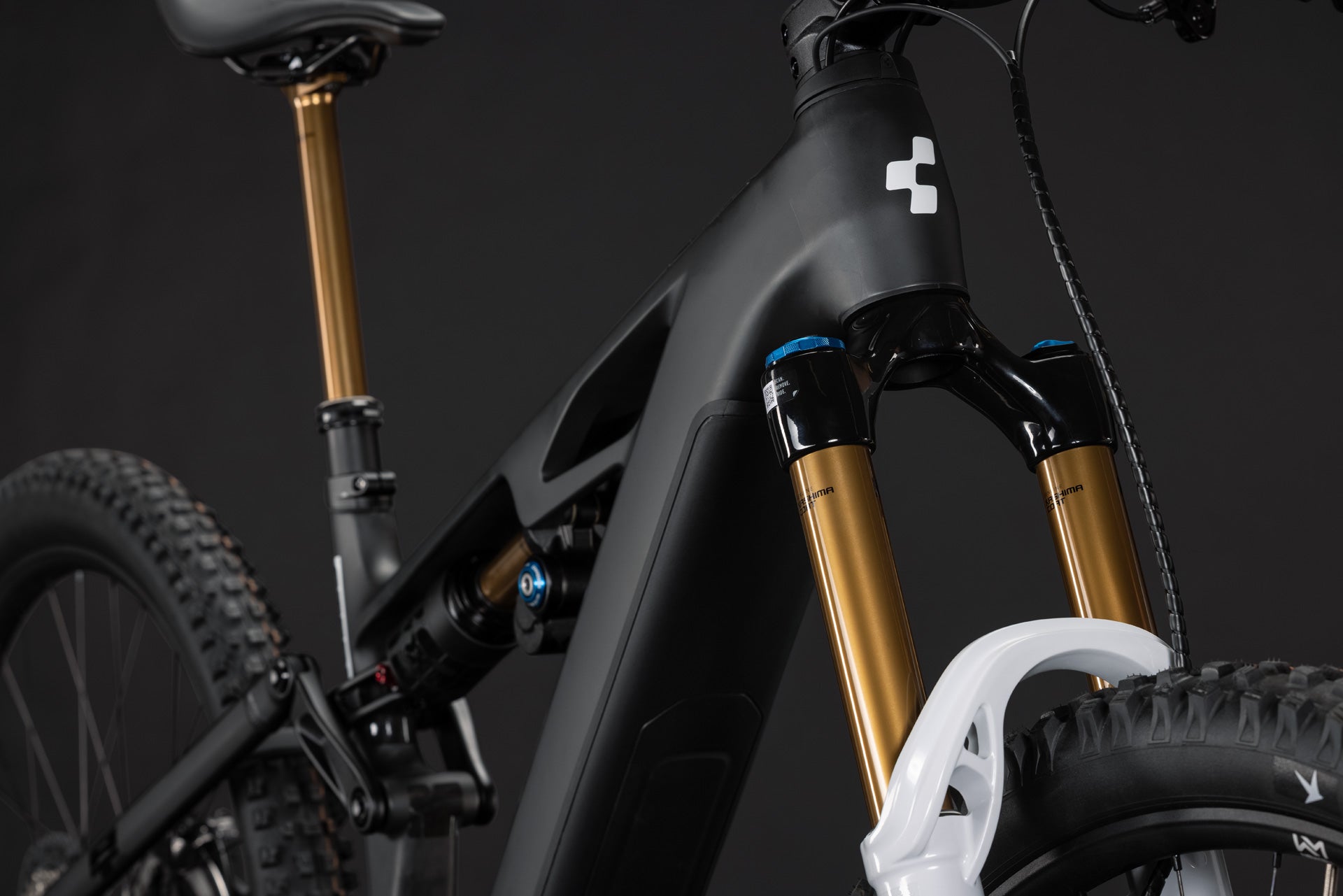 Cube Stereo Hybrid ONE77 HPC AT 800 carbon´n´white (2027)
