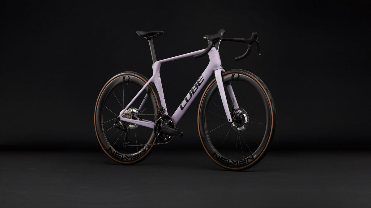 Cube Agree C:62 Race  lilacfibre´n´black (2027)