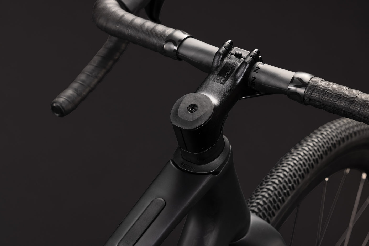 Cube Nuroad C:62 carbon´n´shift vert