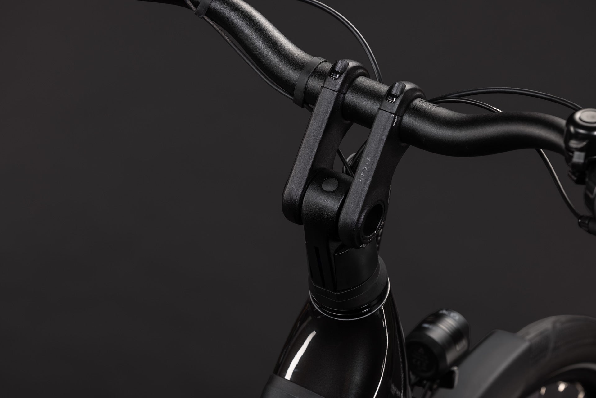Cube Supreme Hybrid Comfort ONE 600 Easy Entry gunmetal´n´reflex (2027)