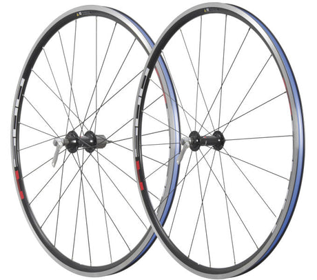 Paire de roues Shimano WH-R501 700C noir