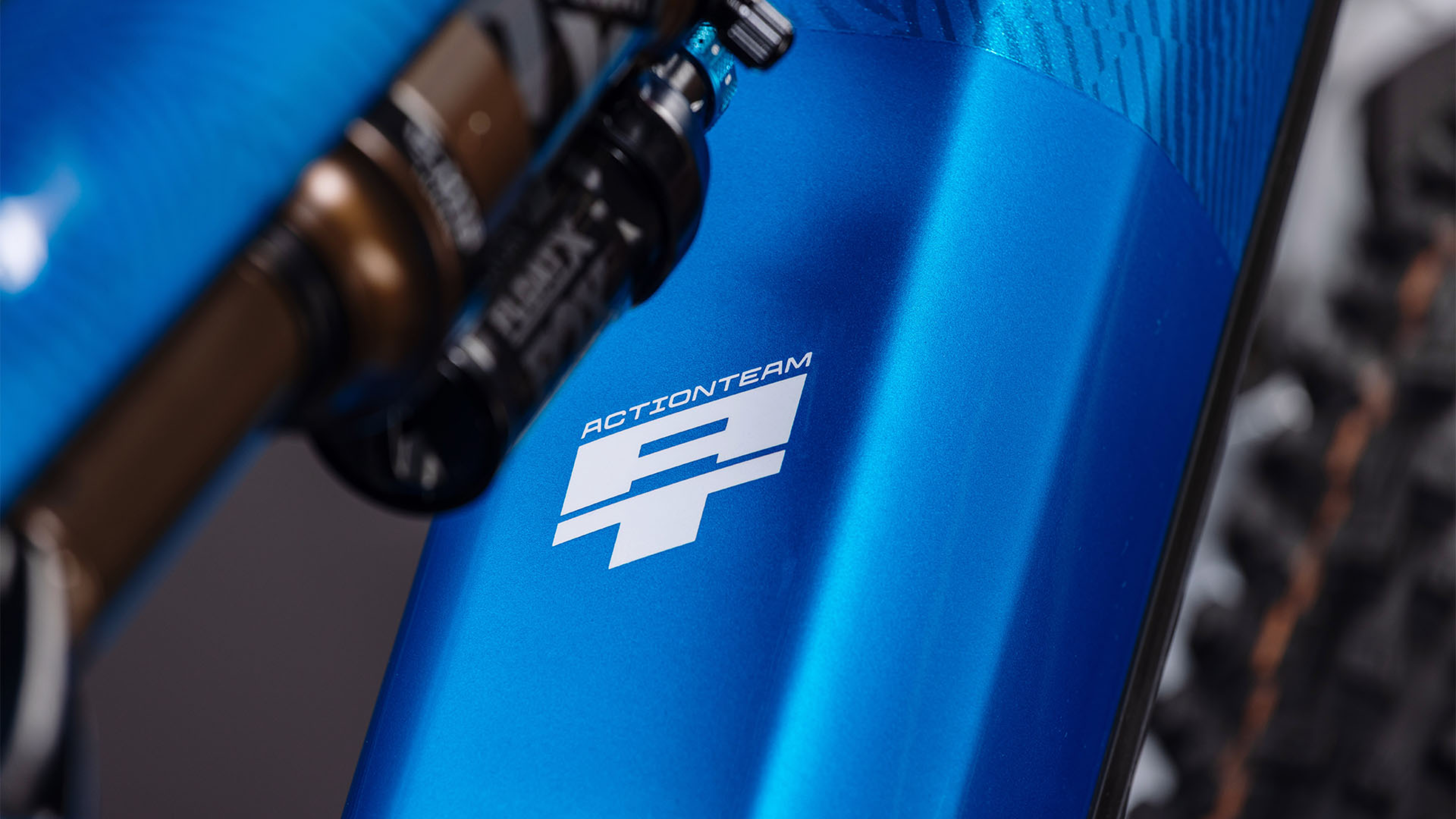 Cube Stereo Hybrid ONE44 HPC AT 800 actionteam (2026)